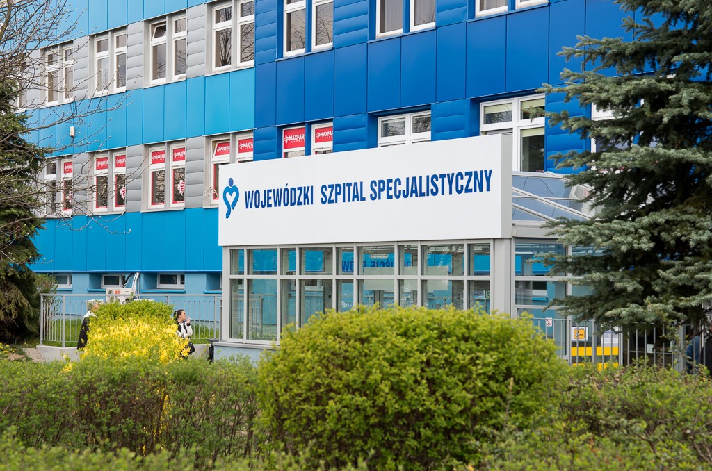 Legnicki szpital wojewódzki i pogotowie ratunkowe ze wsparciem finansowym na walkę z koronawirusem
